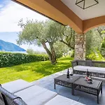 Baia Blu 12, Emma Villa