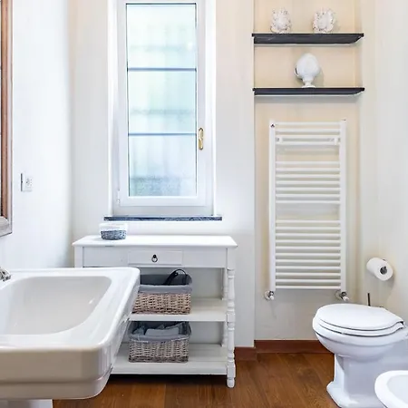 Baia Blu 12, Emma * Recco