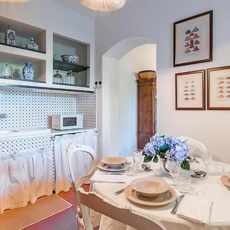 Baia Blu 12, Emma * Recco