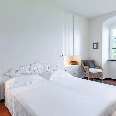 Baia Blu 12, Emma 别墅 雷科