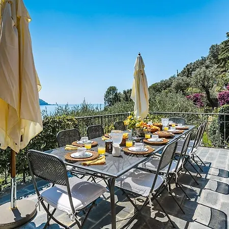 Villa Baia Blu 12, Emma