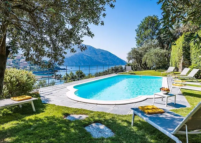 Baia Blu 12, Emma Βίλα Recco